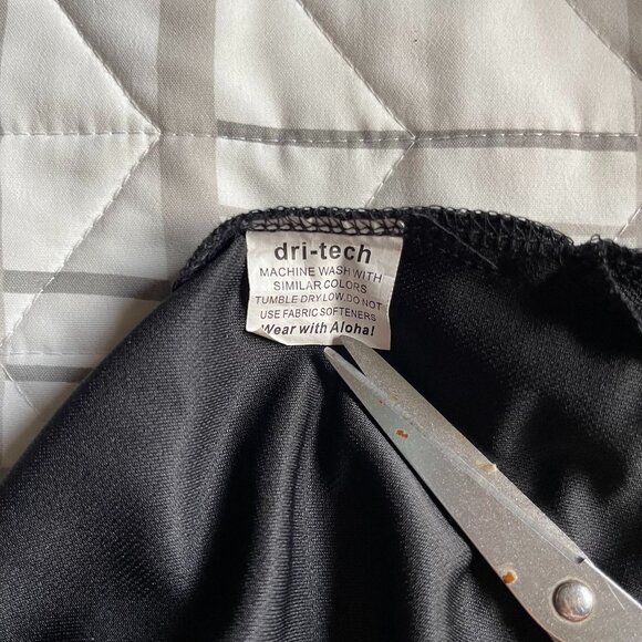 University of Hawaii Warriors, Black Polo Shirt, Dri-Tech, Size Large - Picture 4 of 5